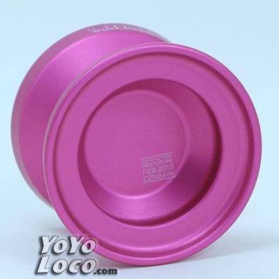 CZM8 (Checkmate) Yoyo, Hot Pink